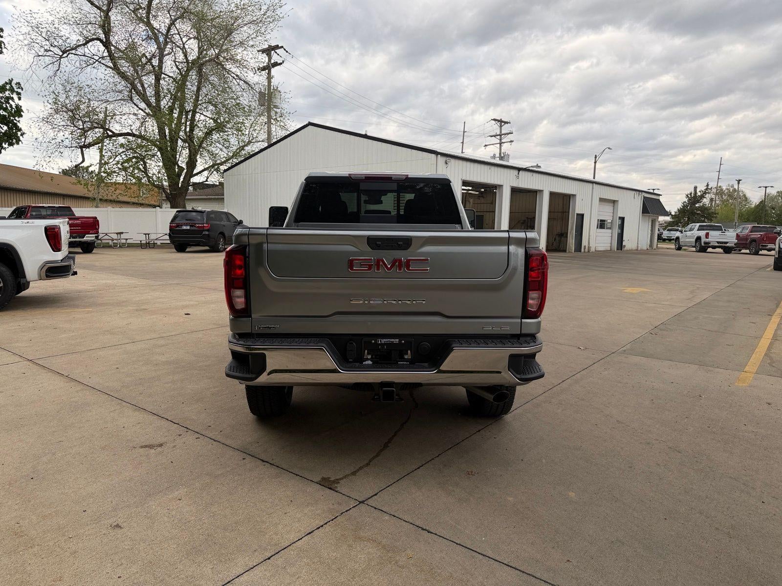 2026 GMC Sierra 2500 HD SLE