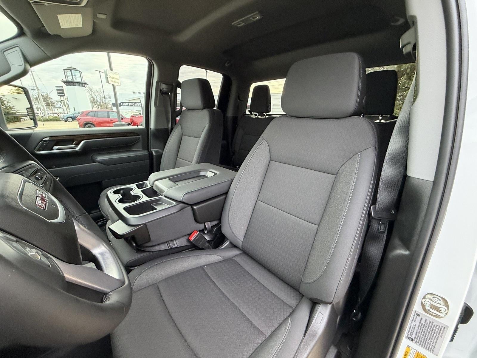 2026 GMC Sierra 3500 HD SLE