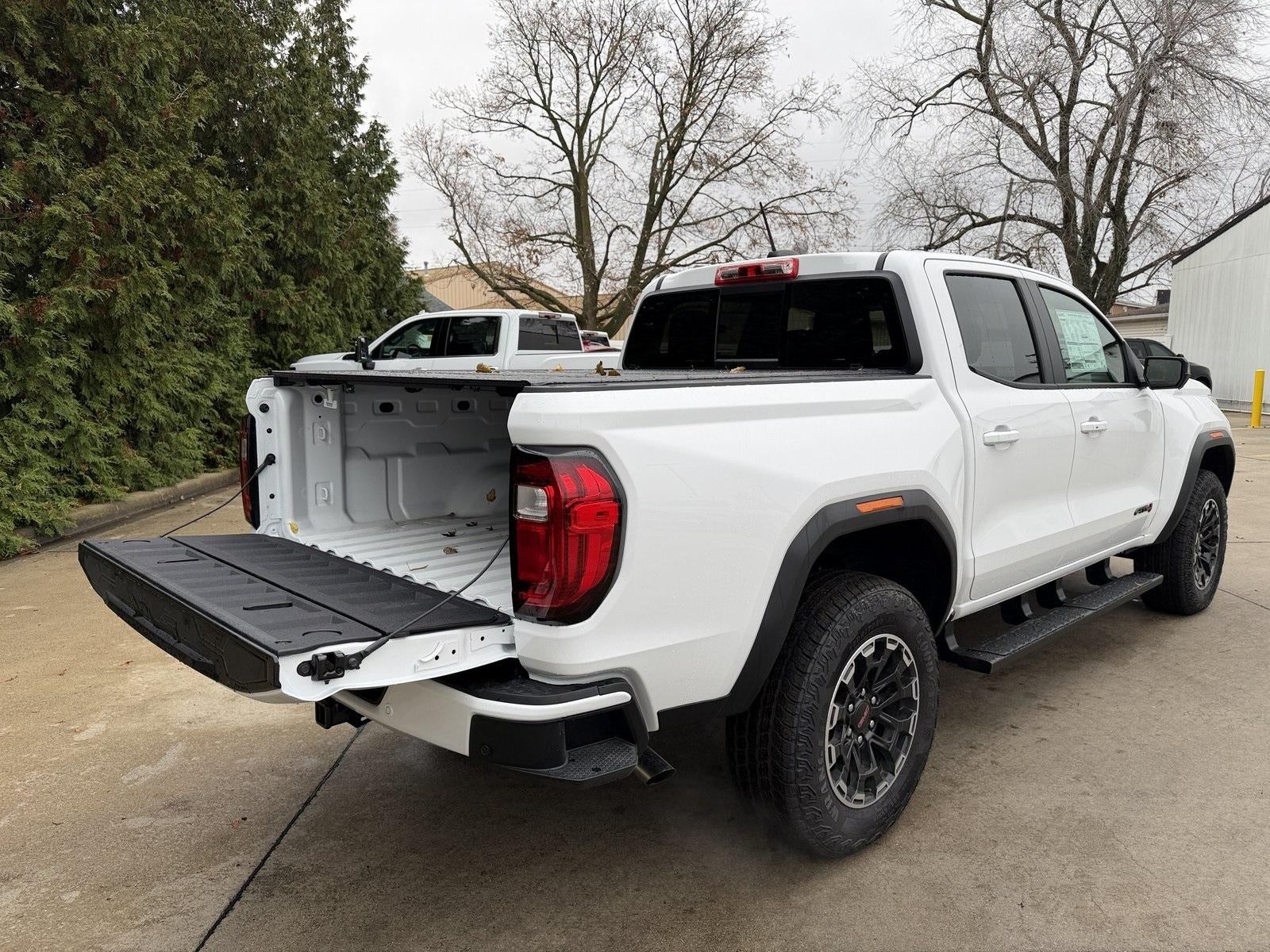 2026 GMC Canyon 4WD AT4
