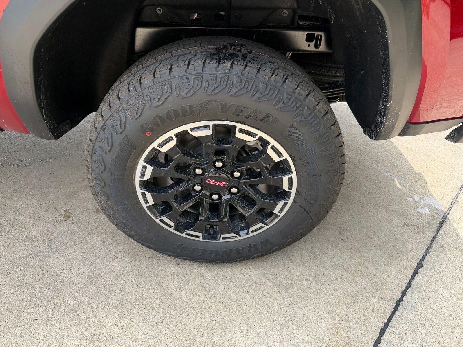 2026 GMC Canyon 4WD AT4