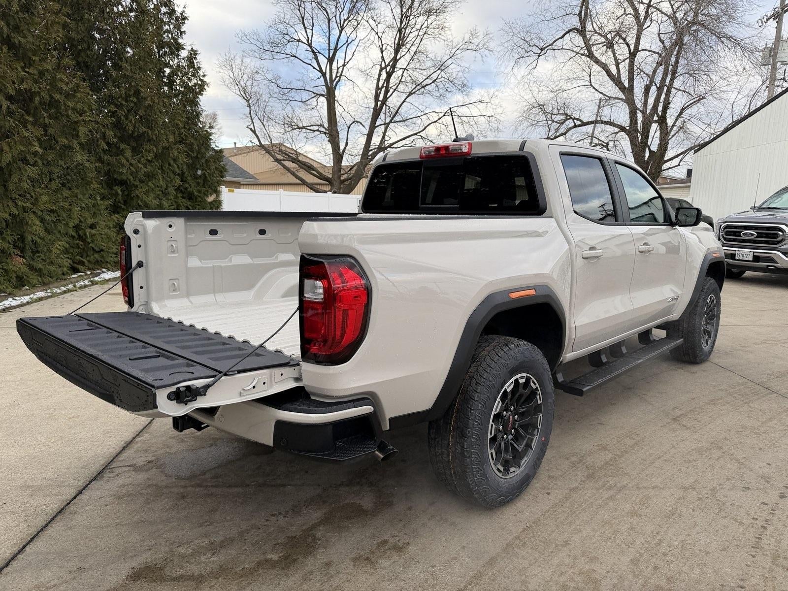 2026 GMC Canyon 4WD AT4