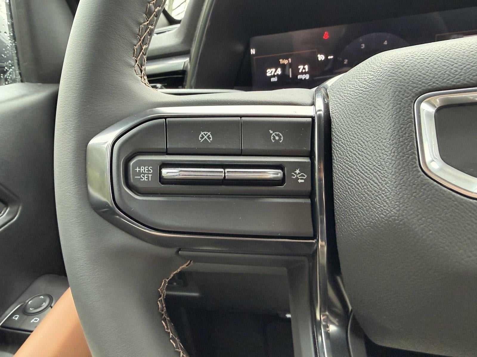 2025 GMC Canyon 4WD AT4