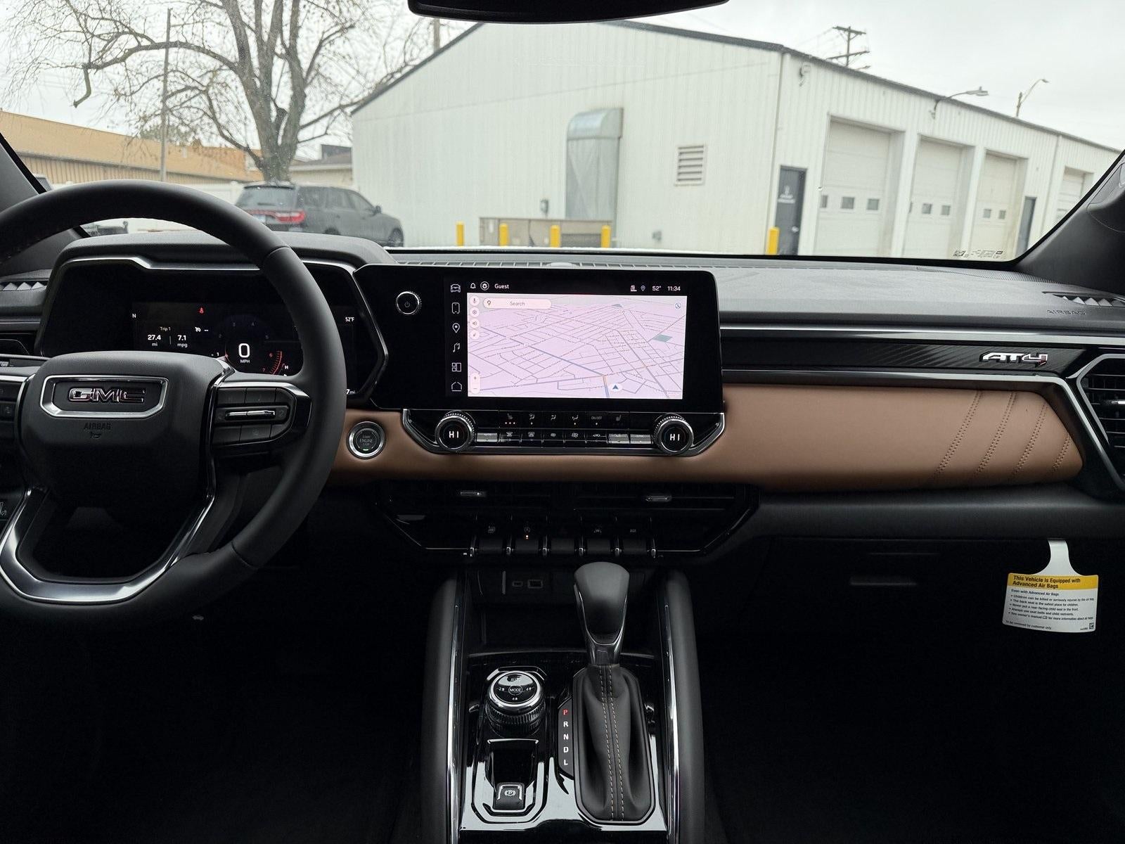 2025 GMC Canyon 4WD AT4