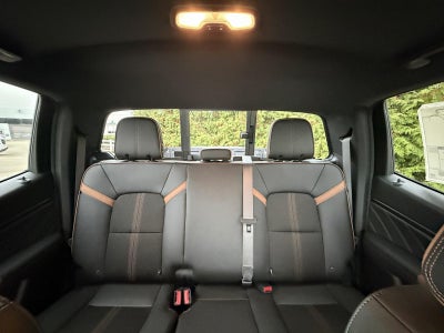 2025 GMC Canyon 4WD AT4