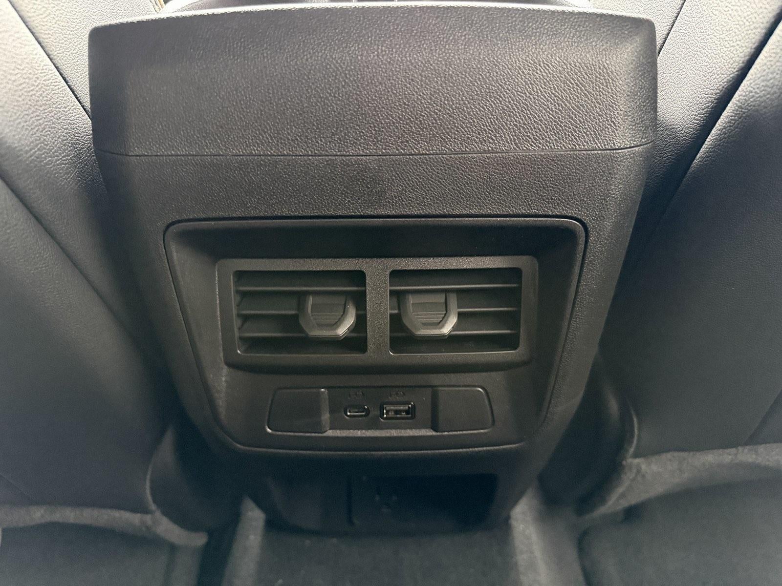 2025 GMC Canyon 4WD AT4