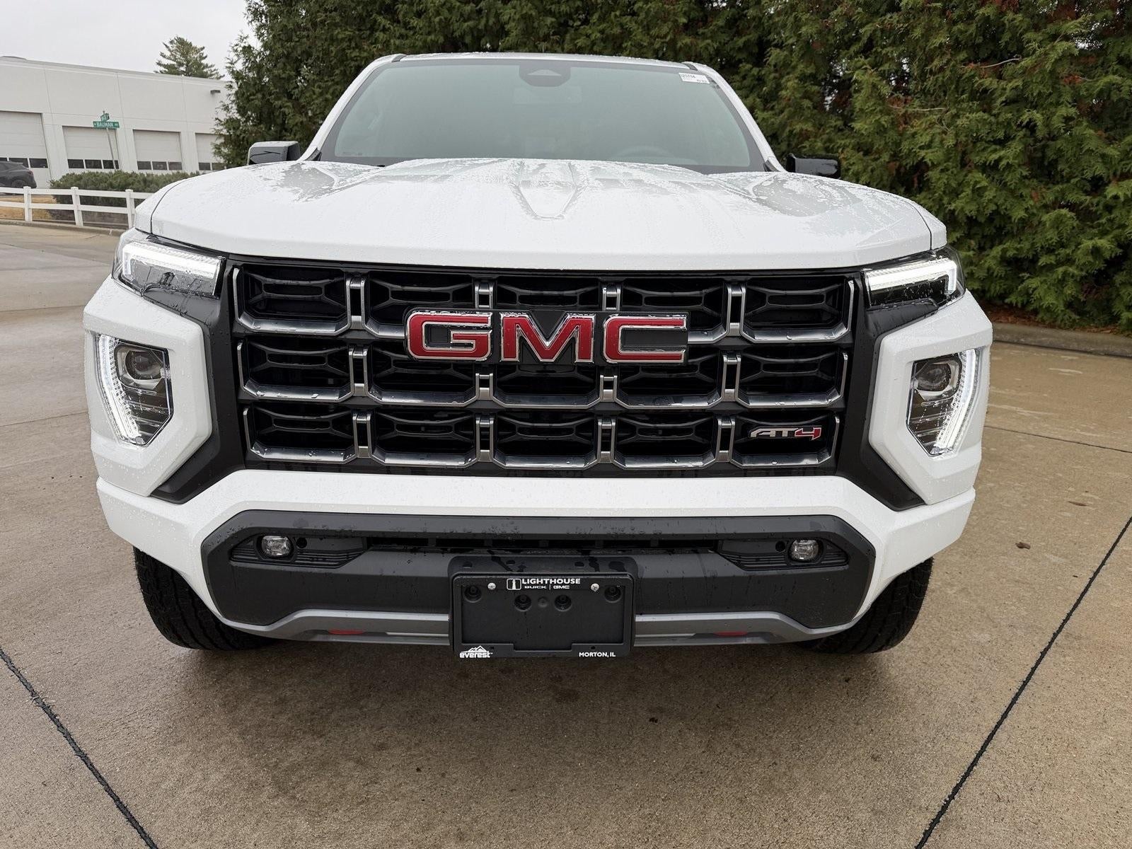 2025 GMC Canyon 4WD AT4