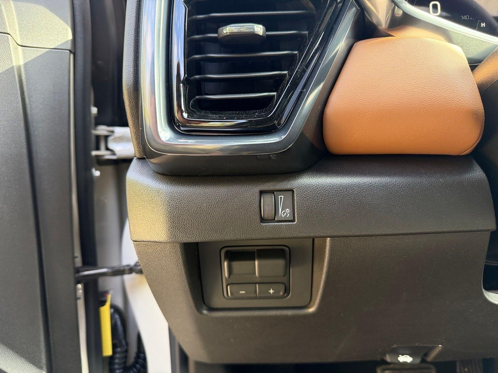 2026 GMC Canyon Base