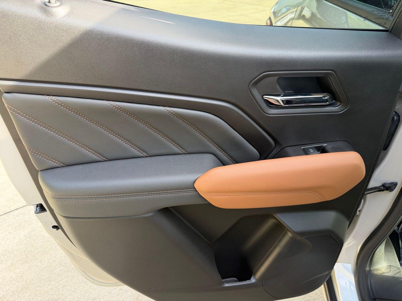 2026 GMC Canyon Base