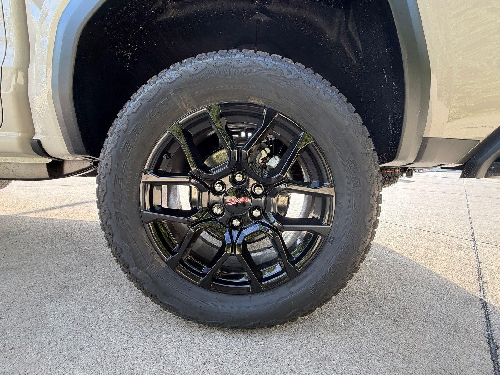 2026 GMC Canyon Base