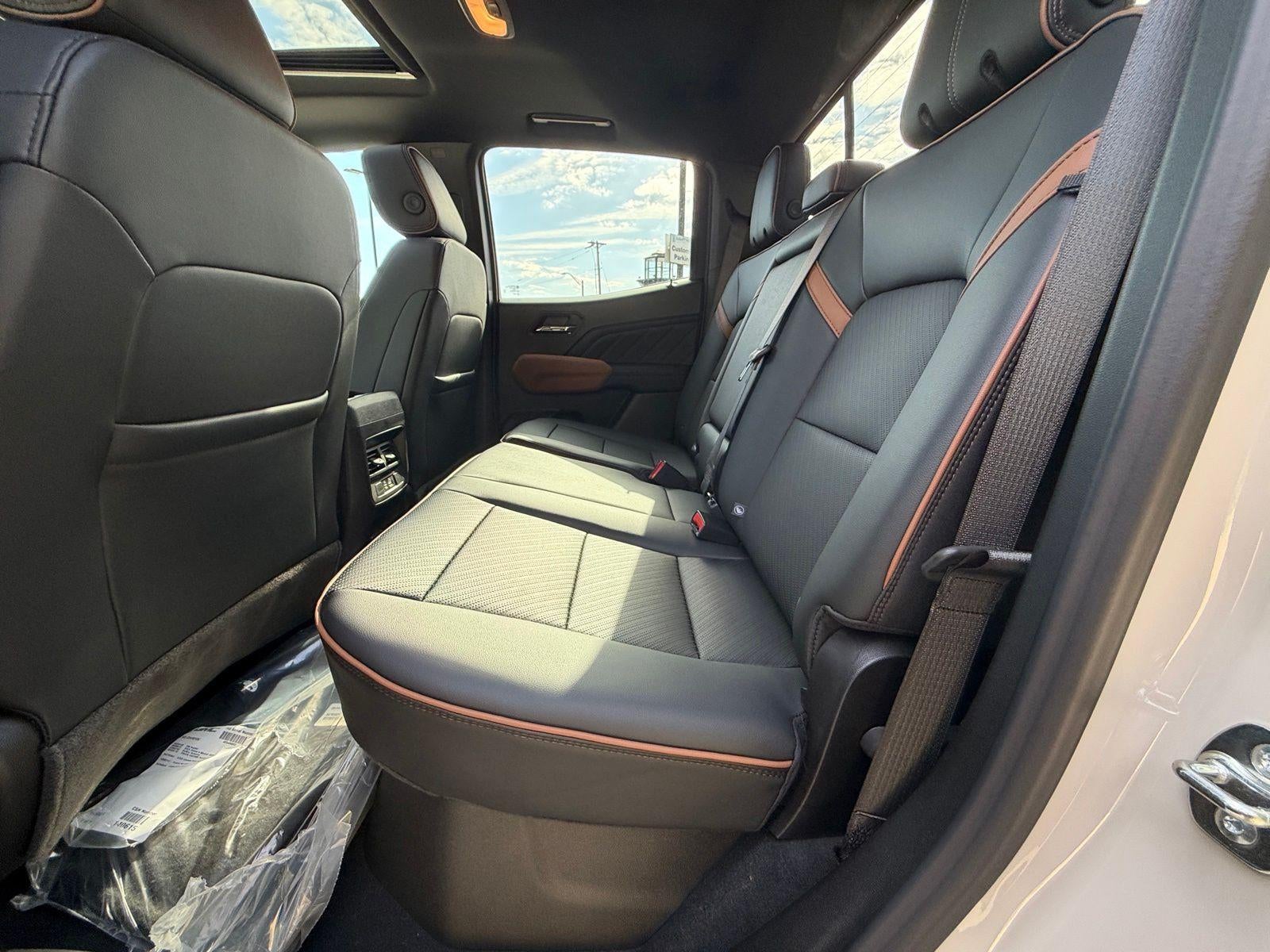 2026 GMC Canyon Base