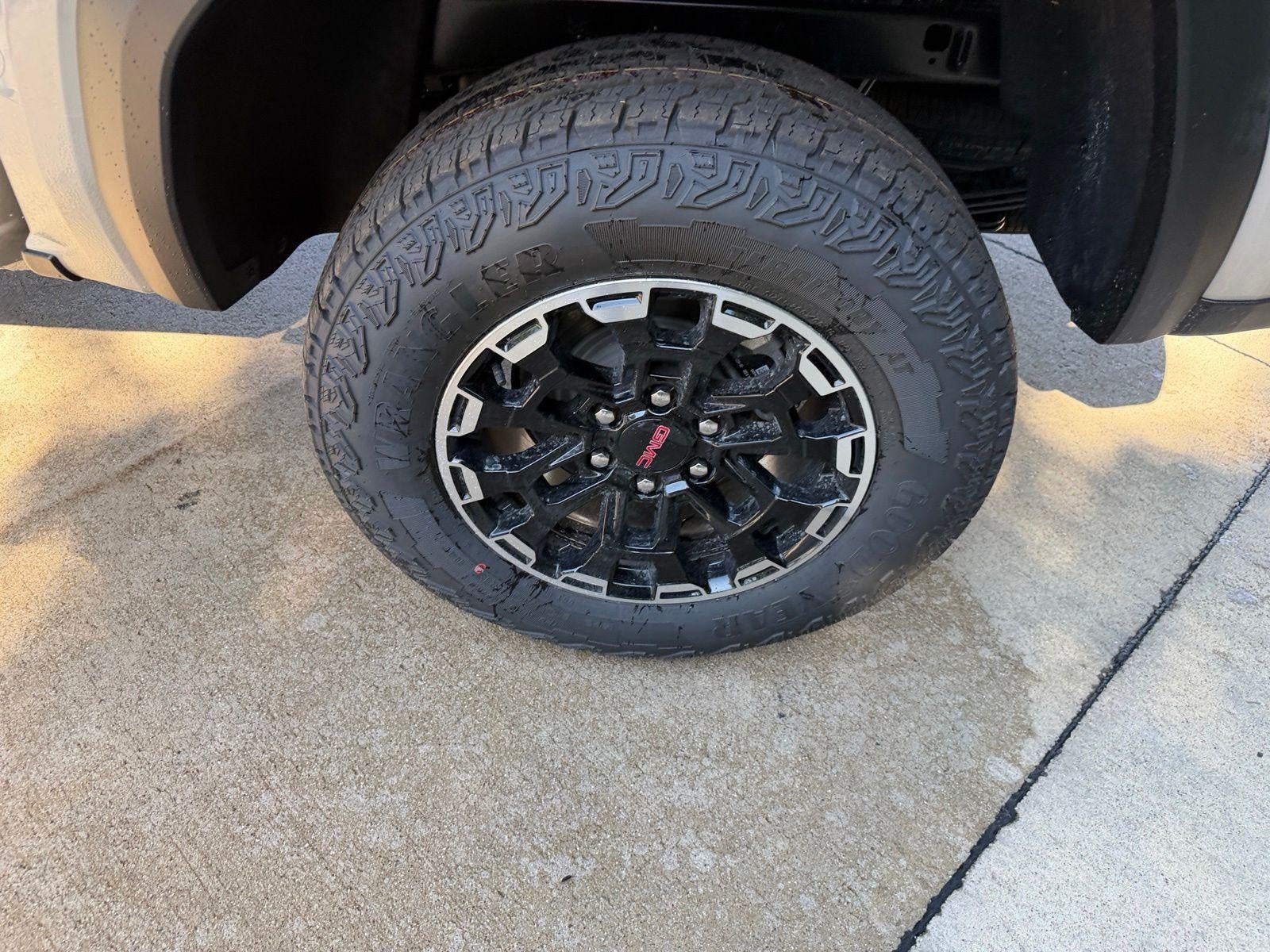 2026 GMC Canyon 4WD AT4