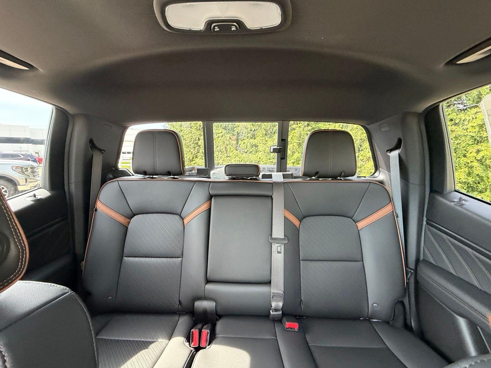 2026 GMC Canyon 4WD AT4