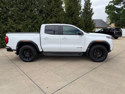 2025 GMC Canyon AT4