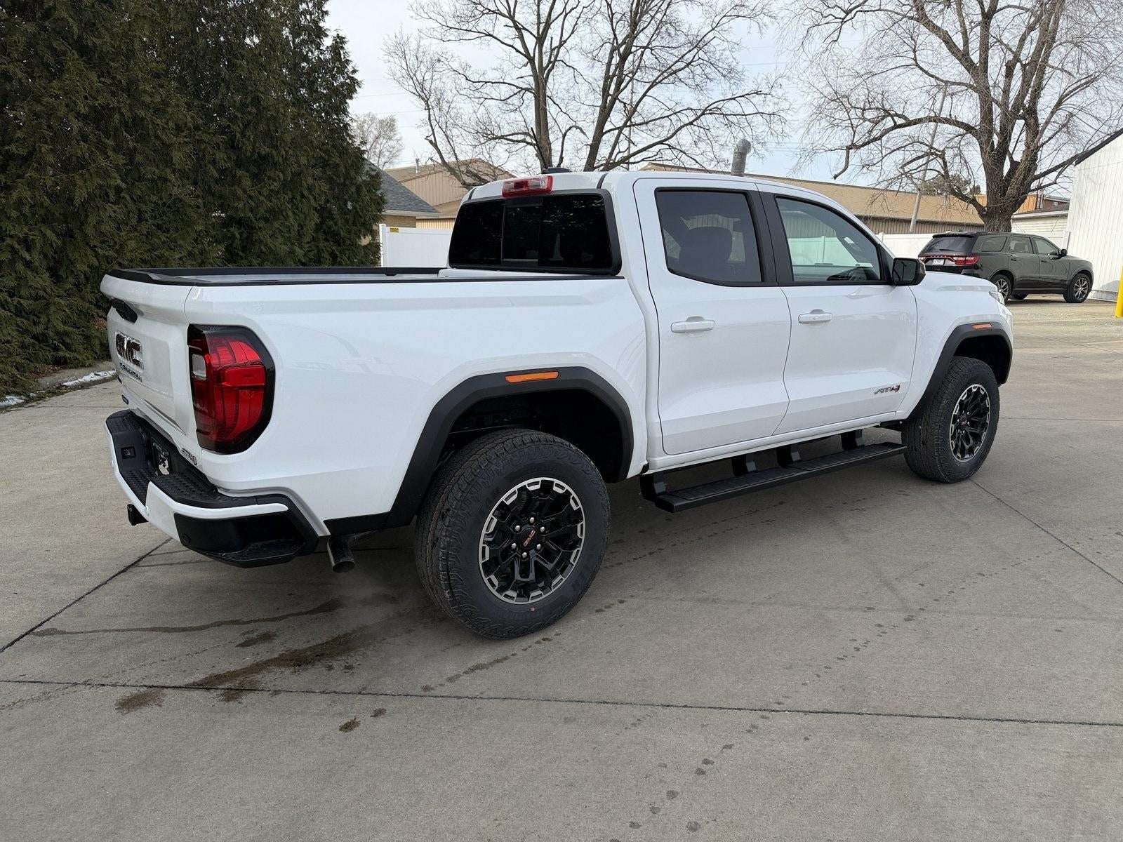 2026 GMC Canyon 4WD AT4