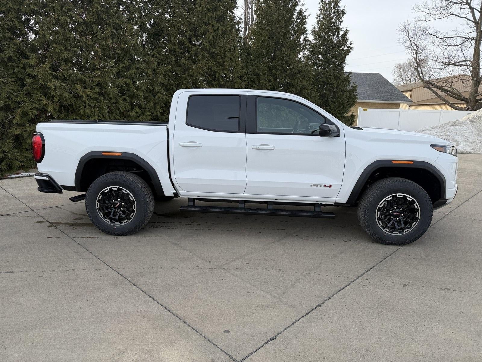 2026 GMC Canyon 4WD AT4