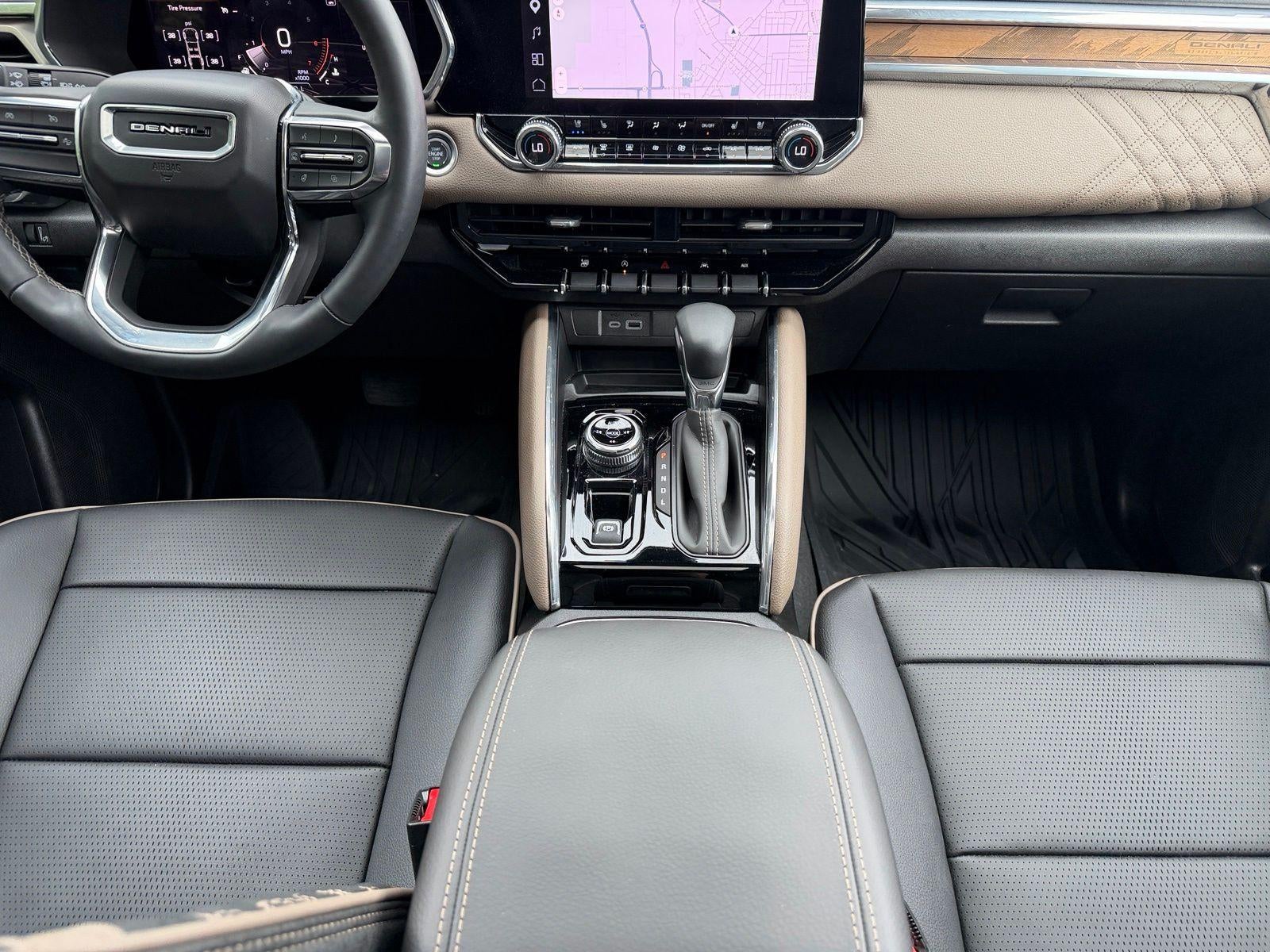 2025 GMC Canyon Denali