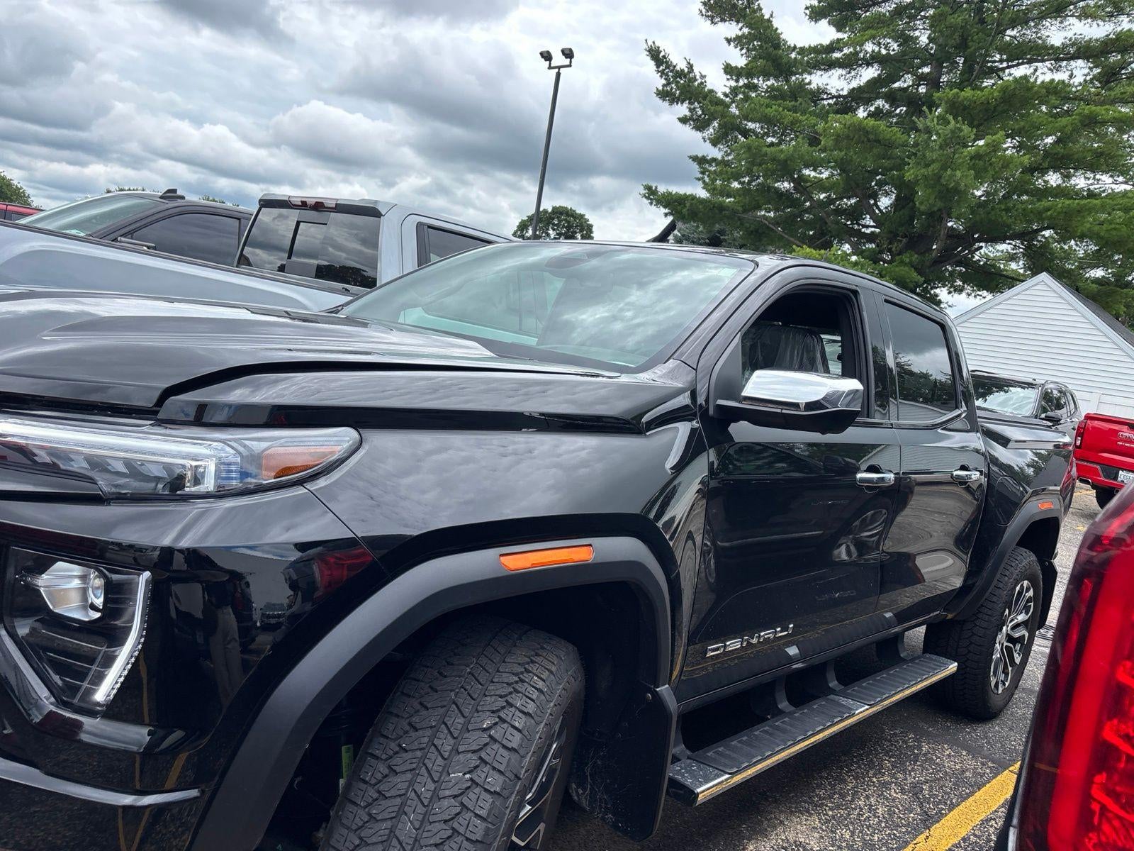 2025 GMC Canyon Denali