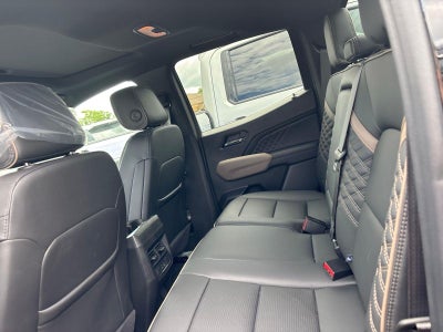 2025 GMC Canyon Denali