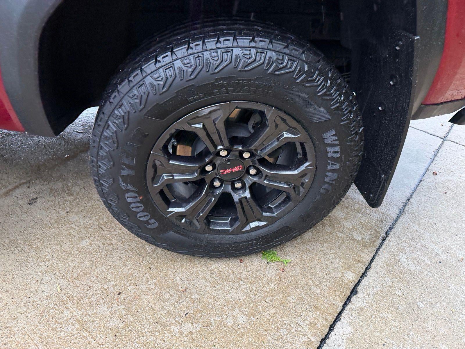 2024 GMC Canyon Elevation