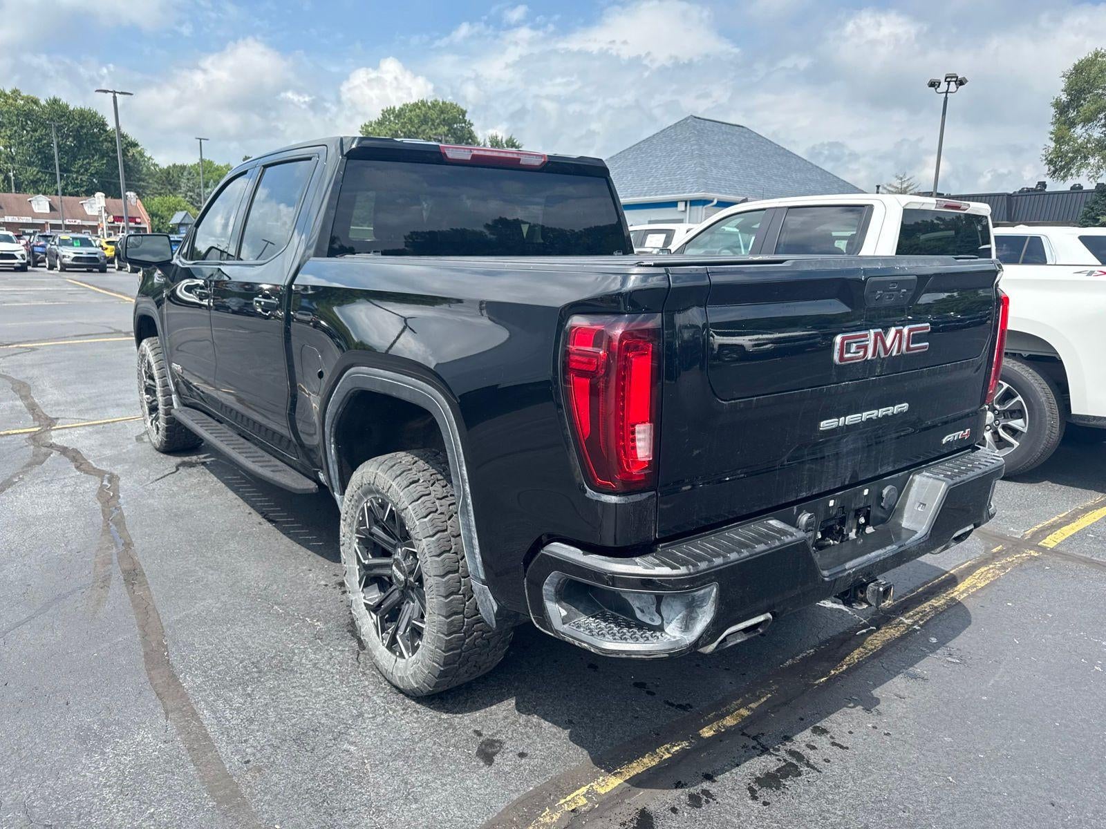 2021 GMC Sierra 1500 AT4