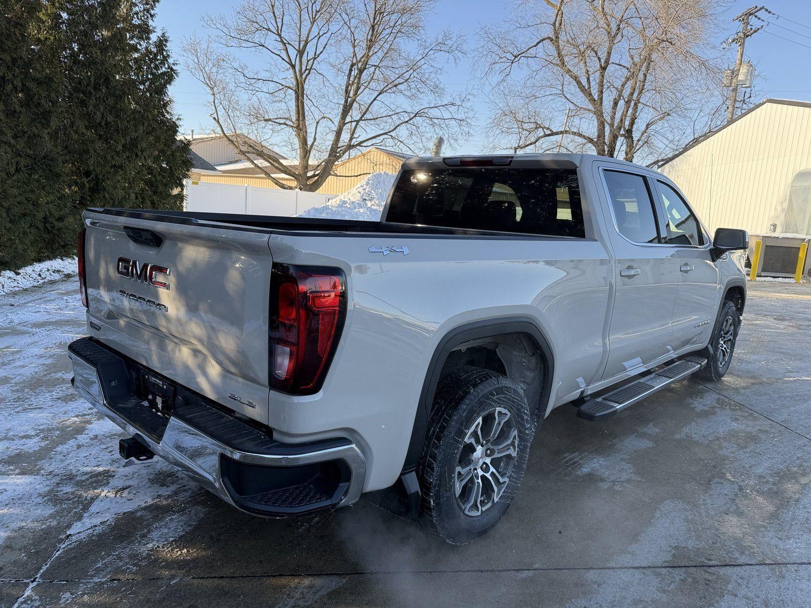 2026 GMC Sierra 1500 SLE