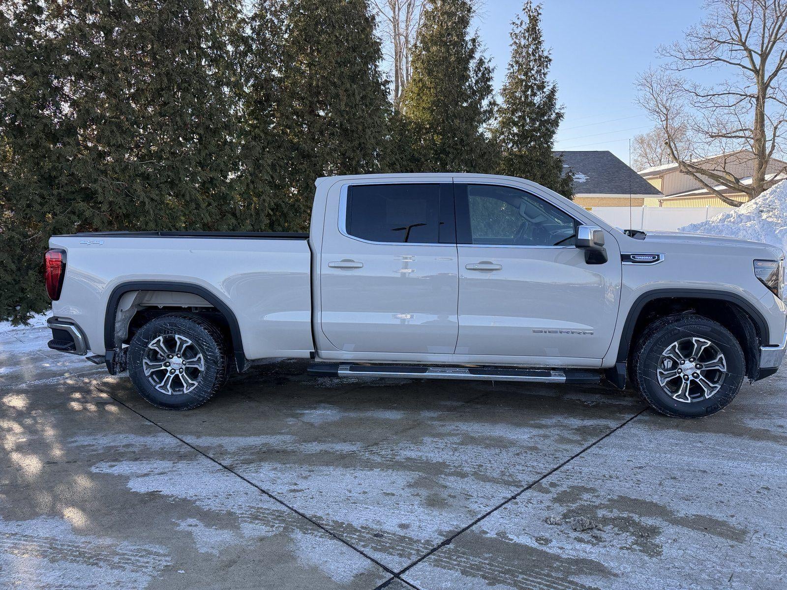 2026 GMC Sierra 1500 SLE