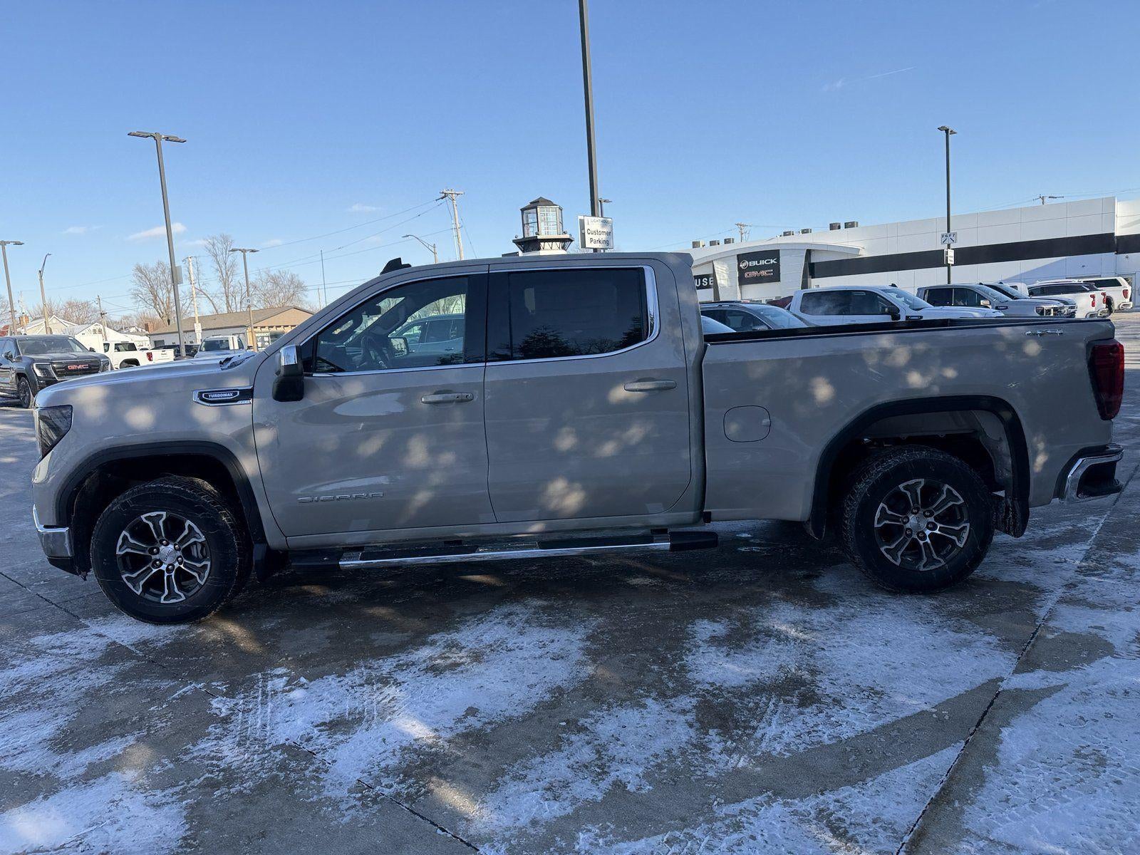2026 GMC Sierra 1500 SLE
