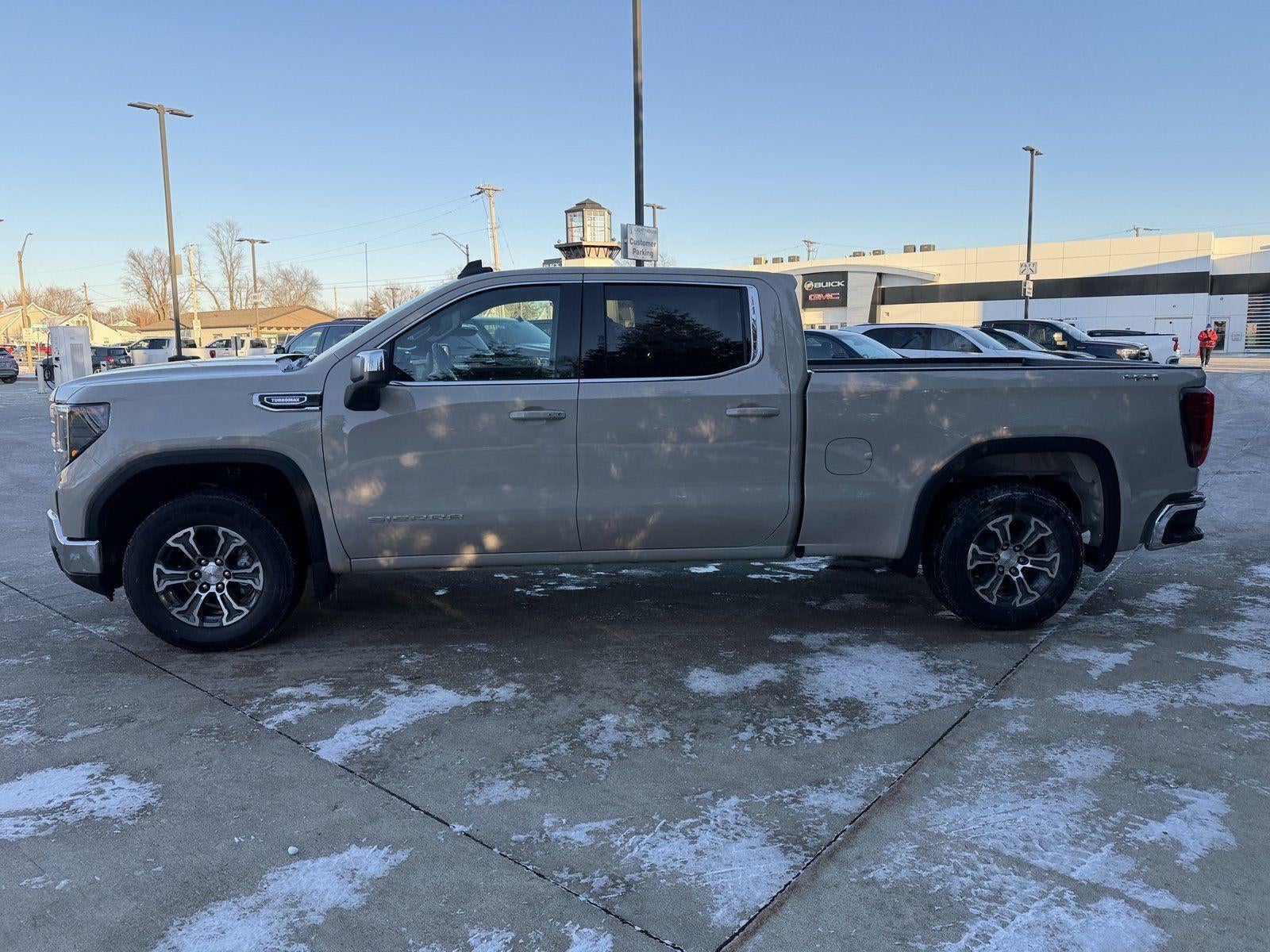 2026 GMC Sierra 1500 SLE