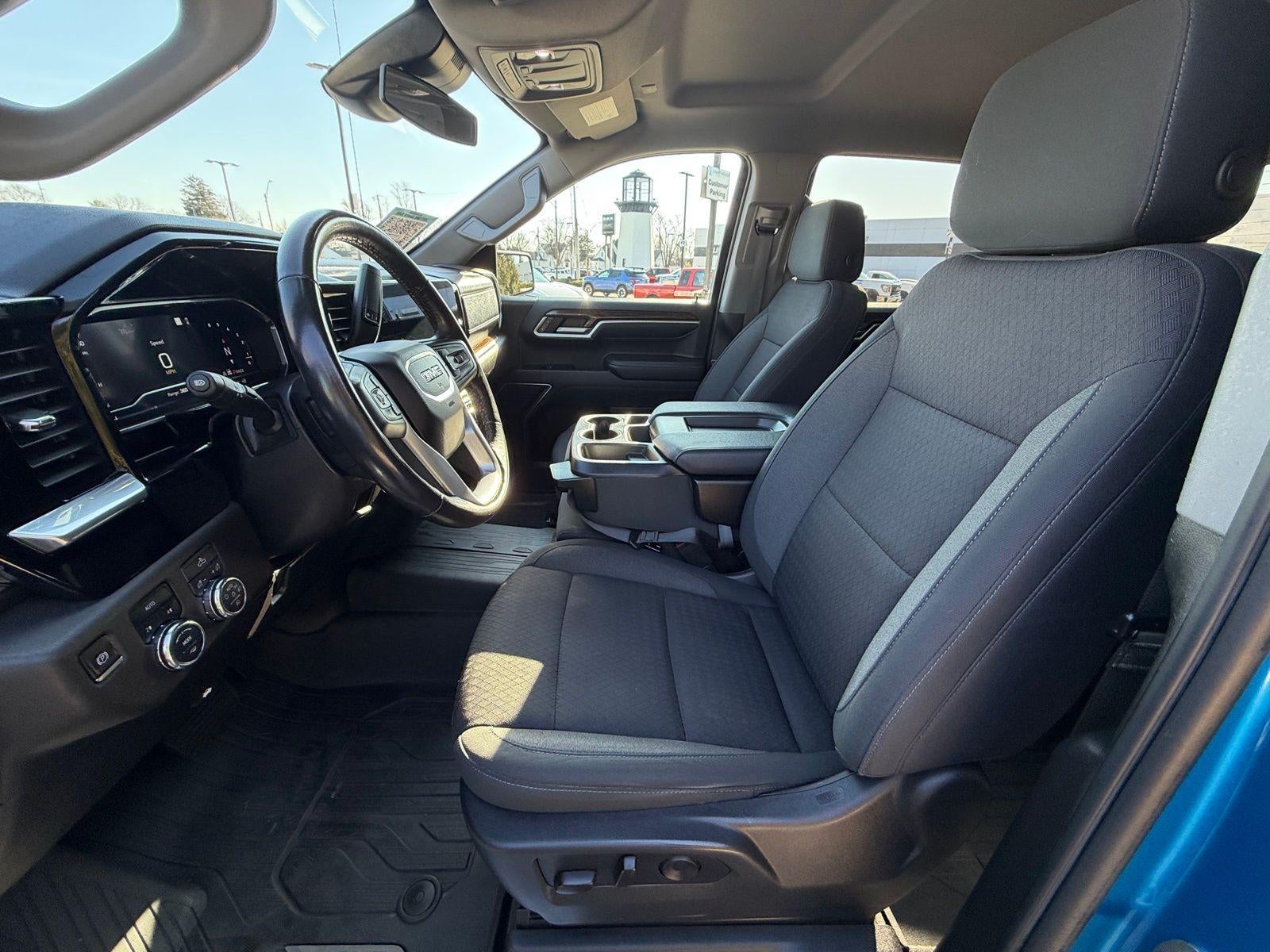 2022 GMC Sierra 1500 Elevation