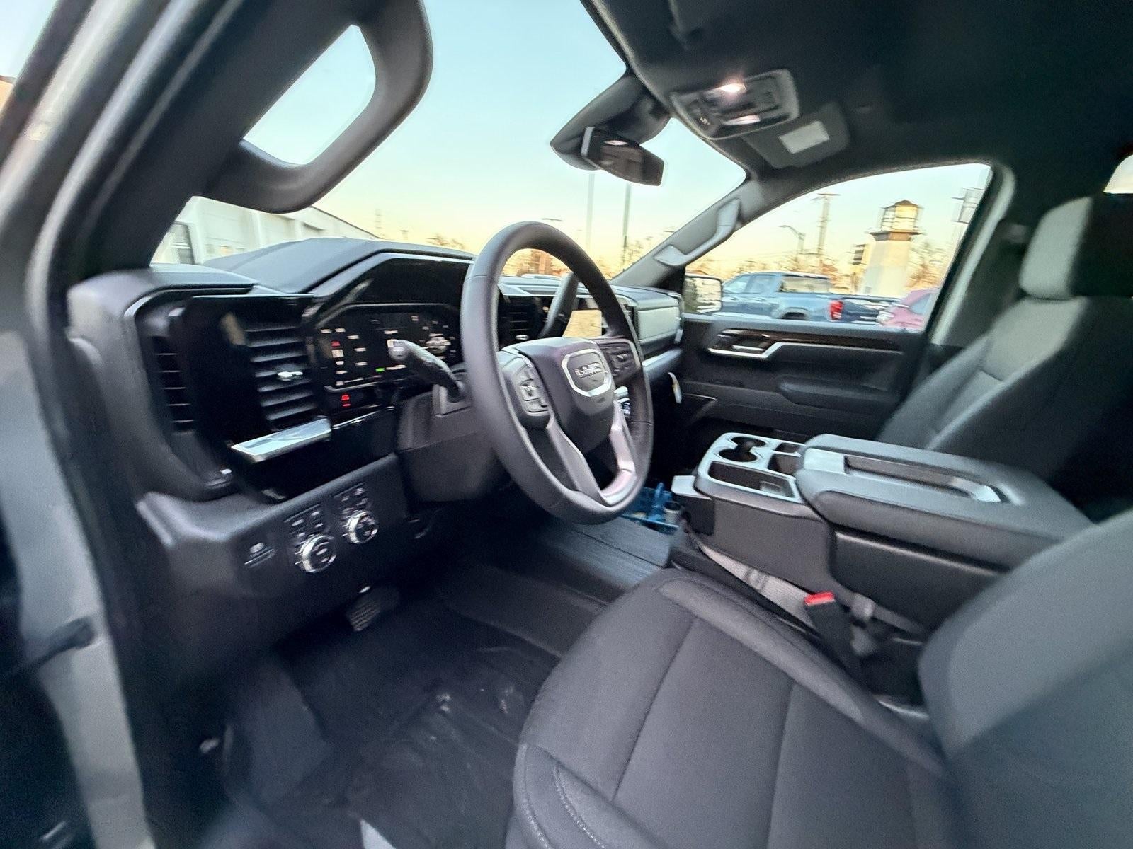 2026 GMC Sierra 1500 SLE