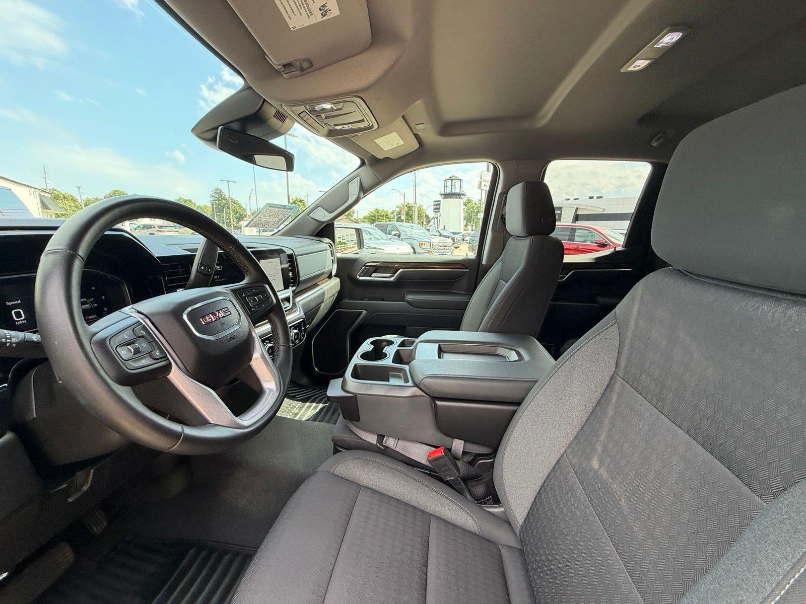 2023 GMC Sierra 1500 SLE