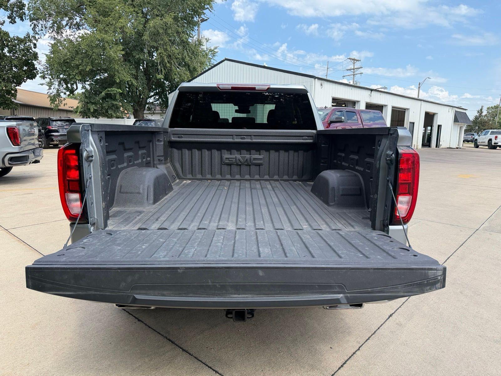 2023 GMC Sierra 1500 SLE