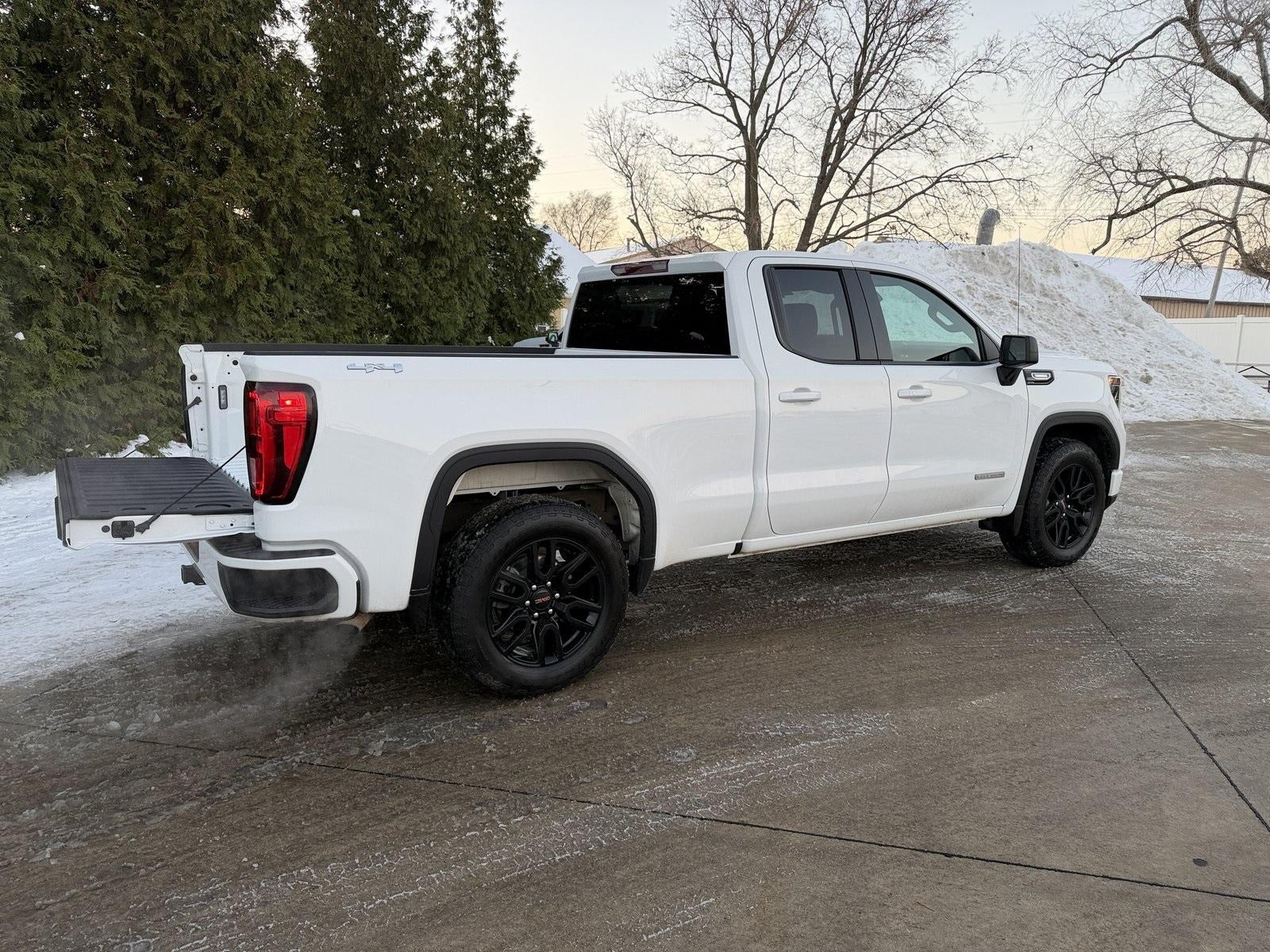 2025 GMC Sierra 1500 Elevation