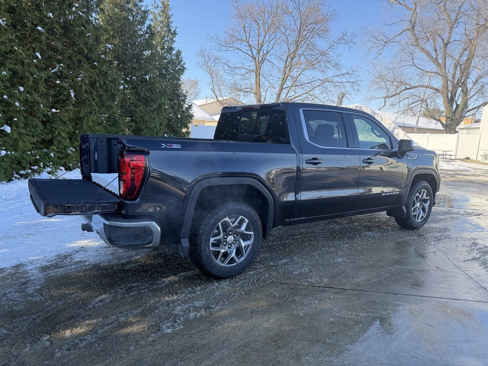 2025 GMC Sierra 1500 SLE