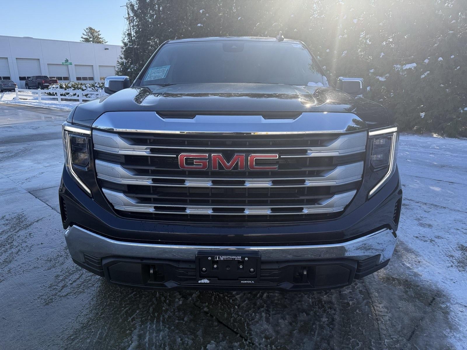 2025 GMC Sierra 1500 SLE