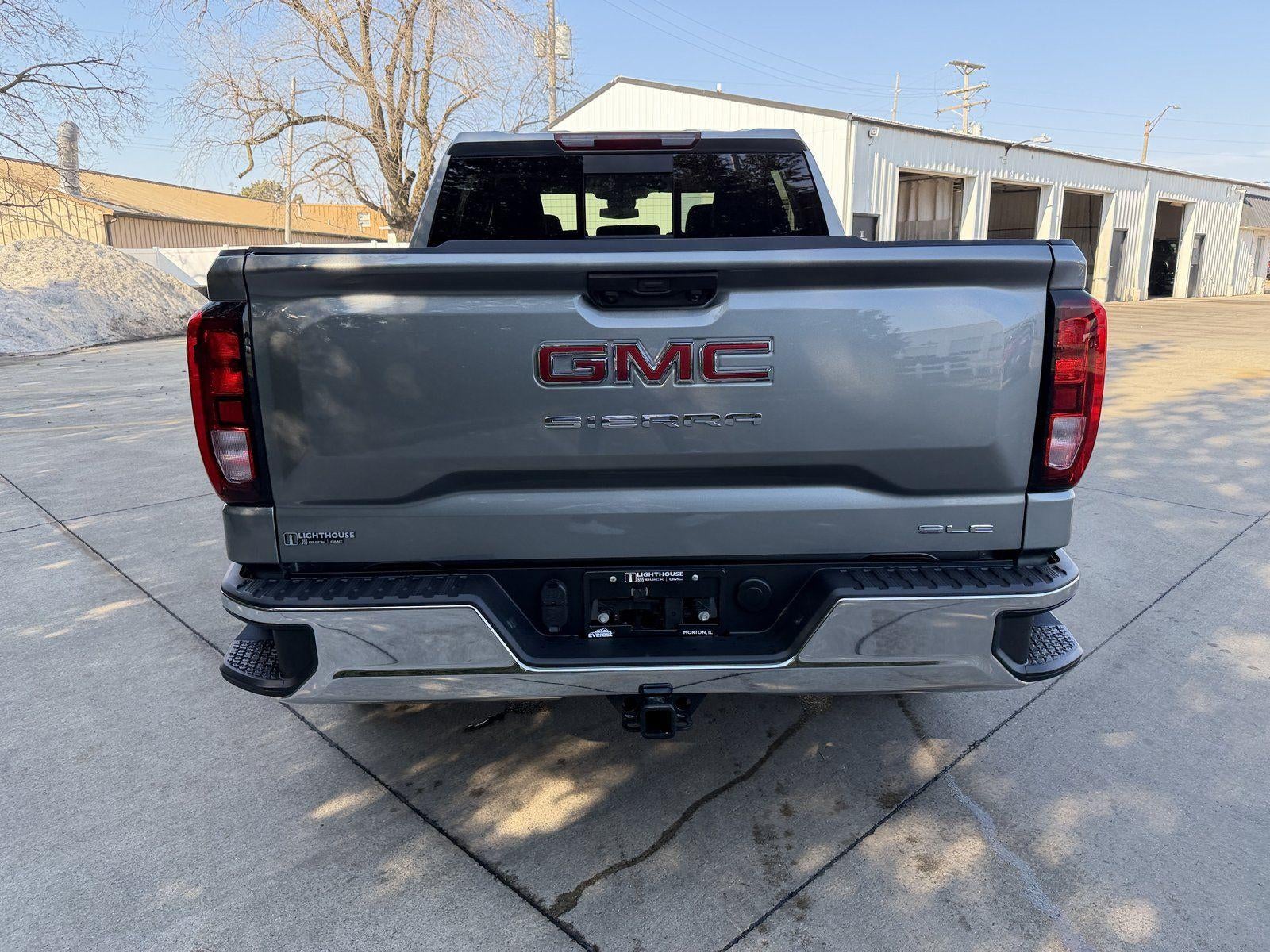 2026 GMC Sierra 1500 SLE