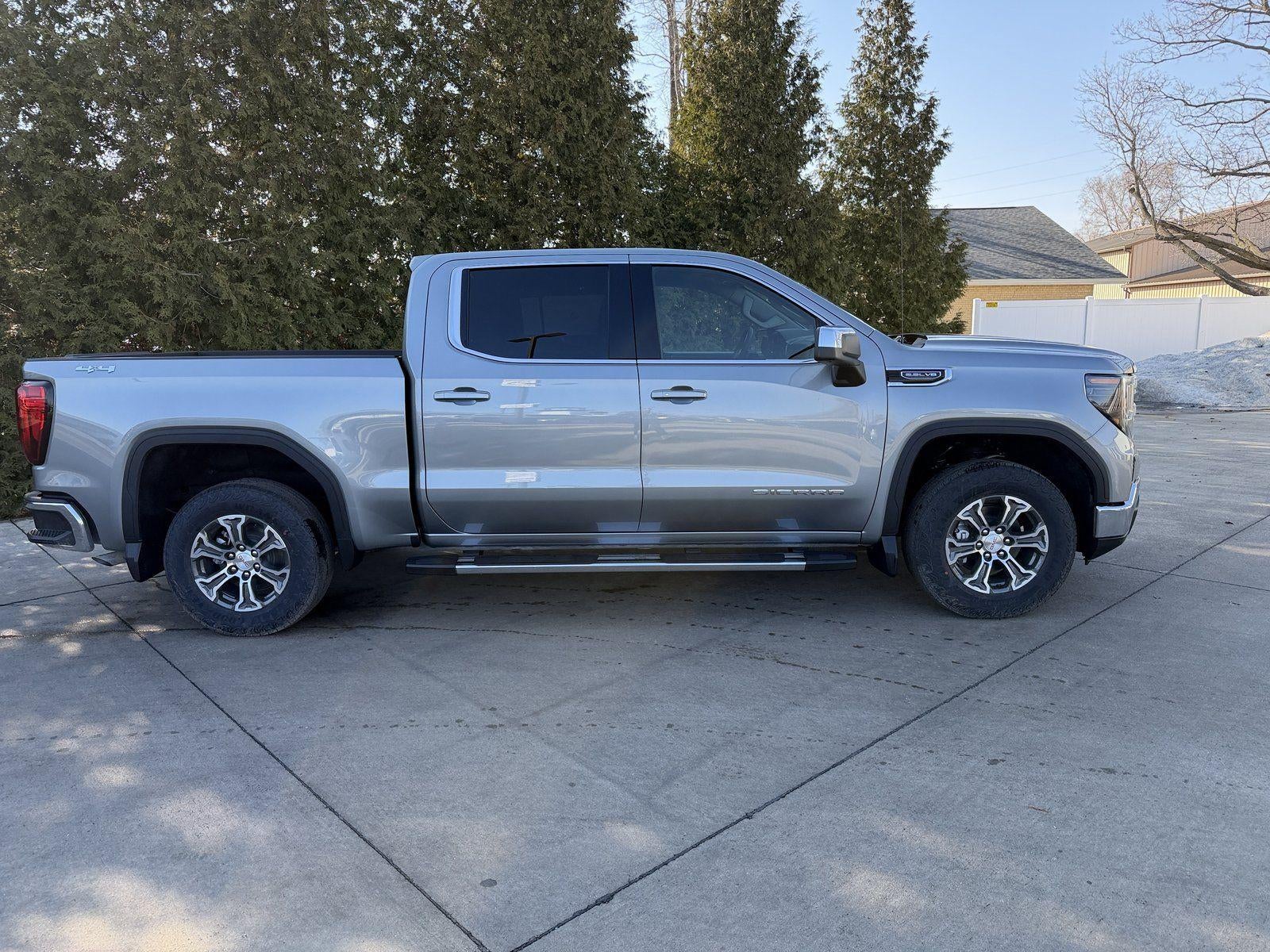 2026 GMC Sierra 1500 SLE