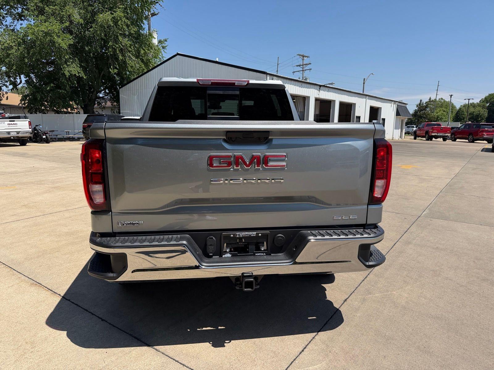 2026 GMC Sierra 1500 SLE