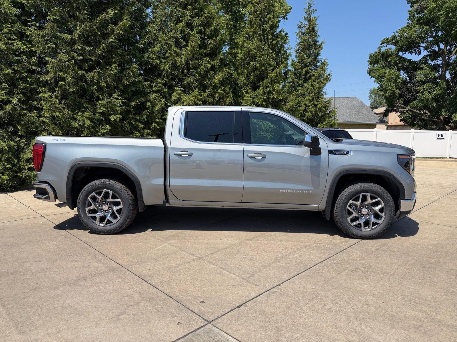 2026 GMC Sierra 1500 SLE
