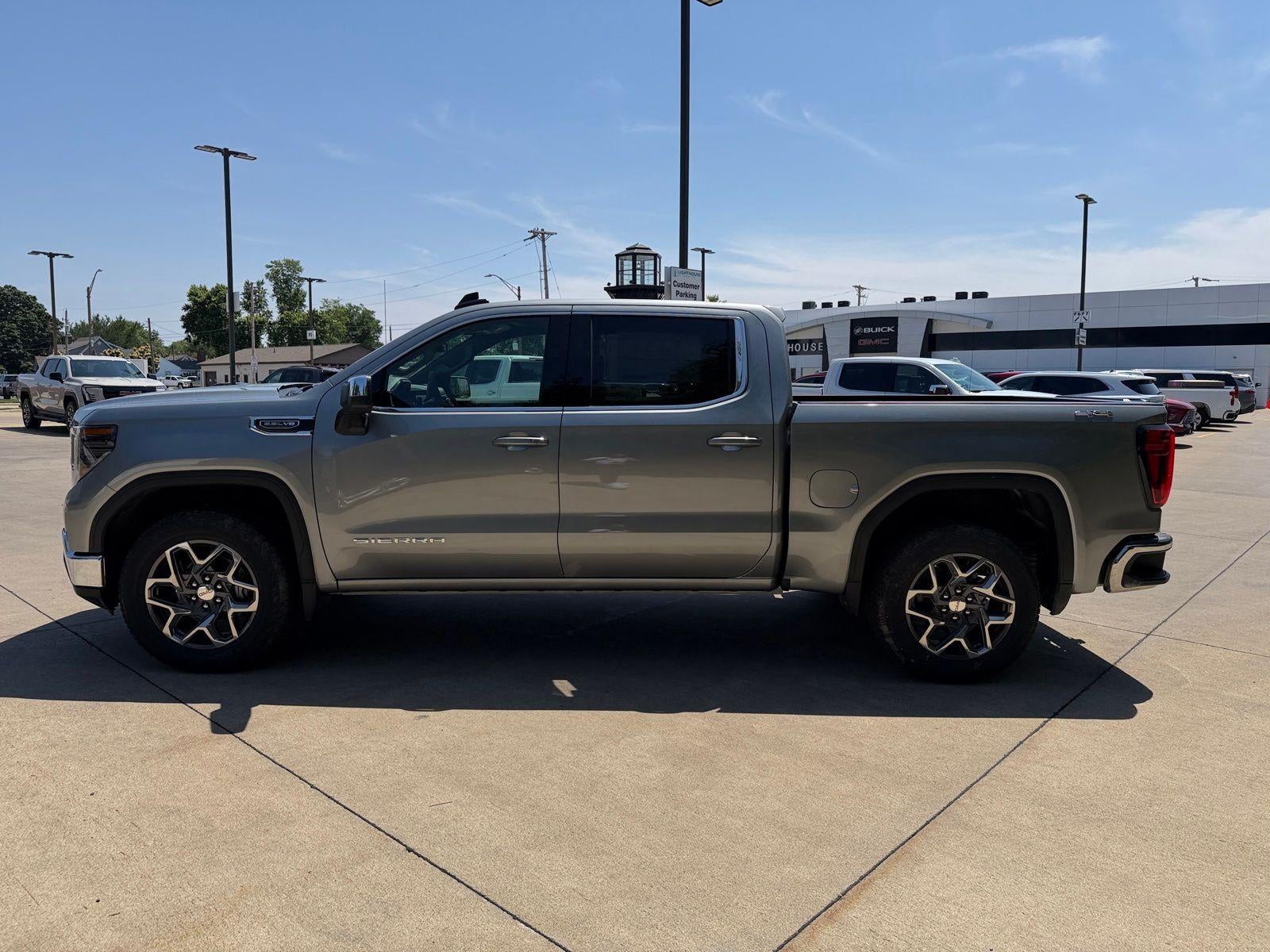 2026 GMC Sierra 1500 SLE