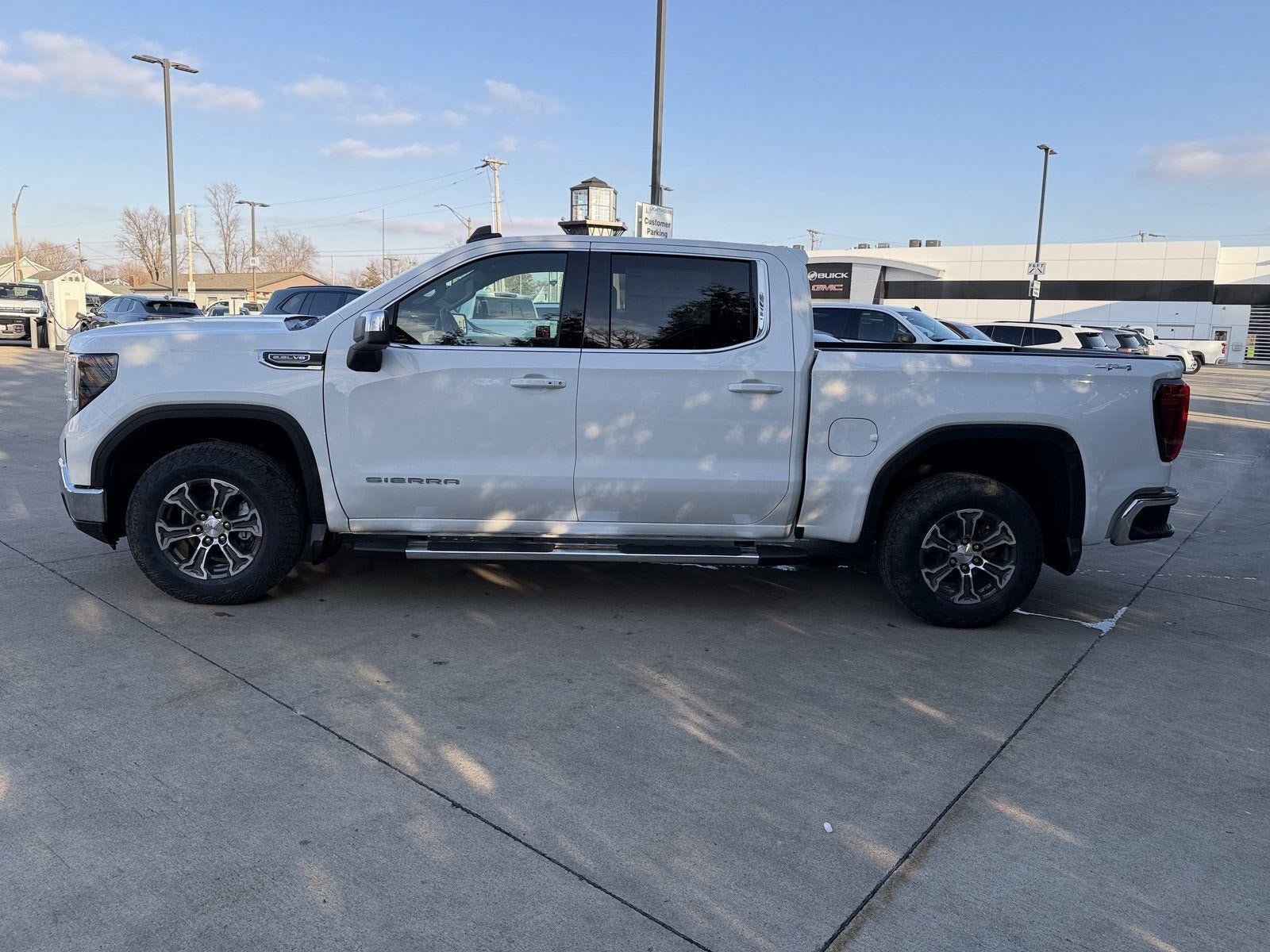2026 GMC Sierra 1500 SLE