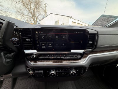 2025 GMC Sierra 1500 SLE