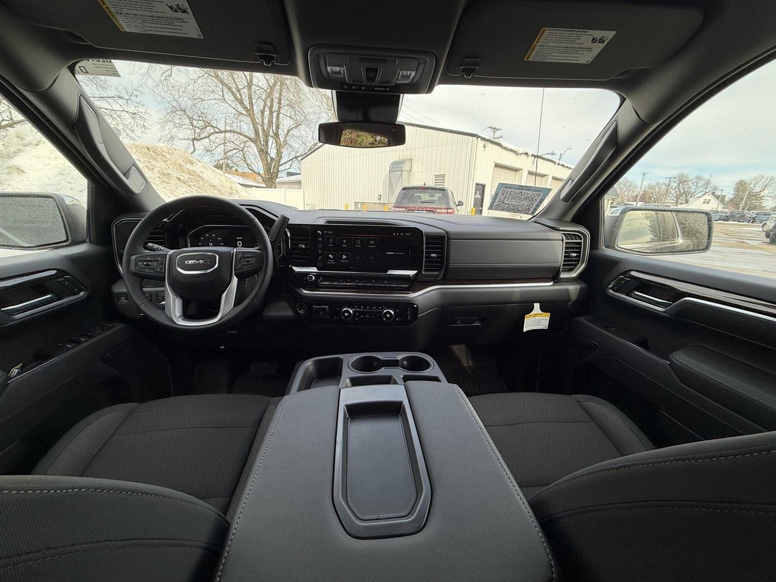 2025 GMC Sierra 1500 SLE