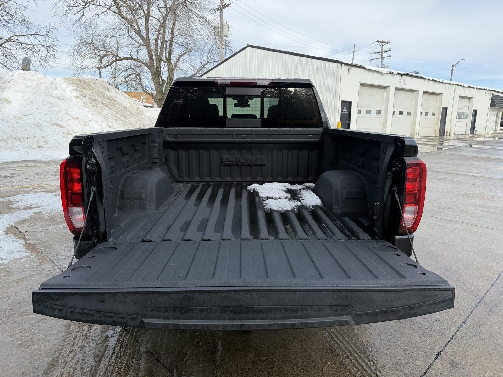 2025 GMC Sierra 1500 SLE