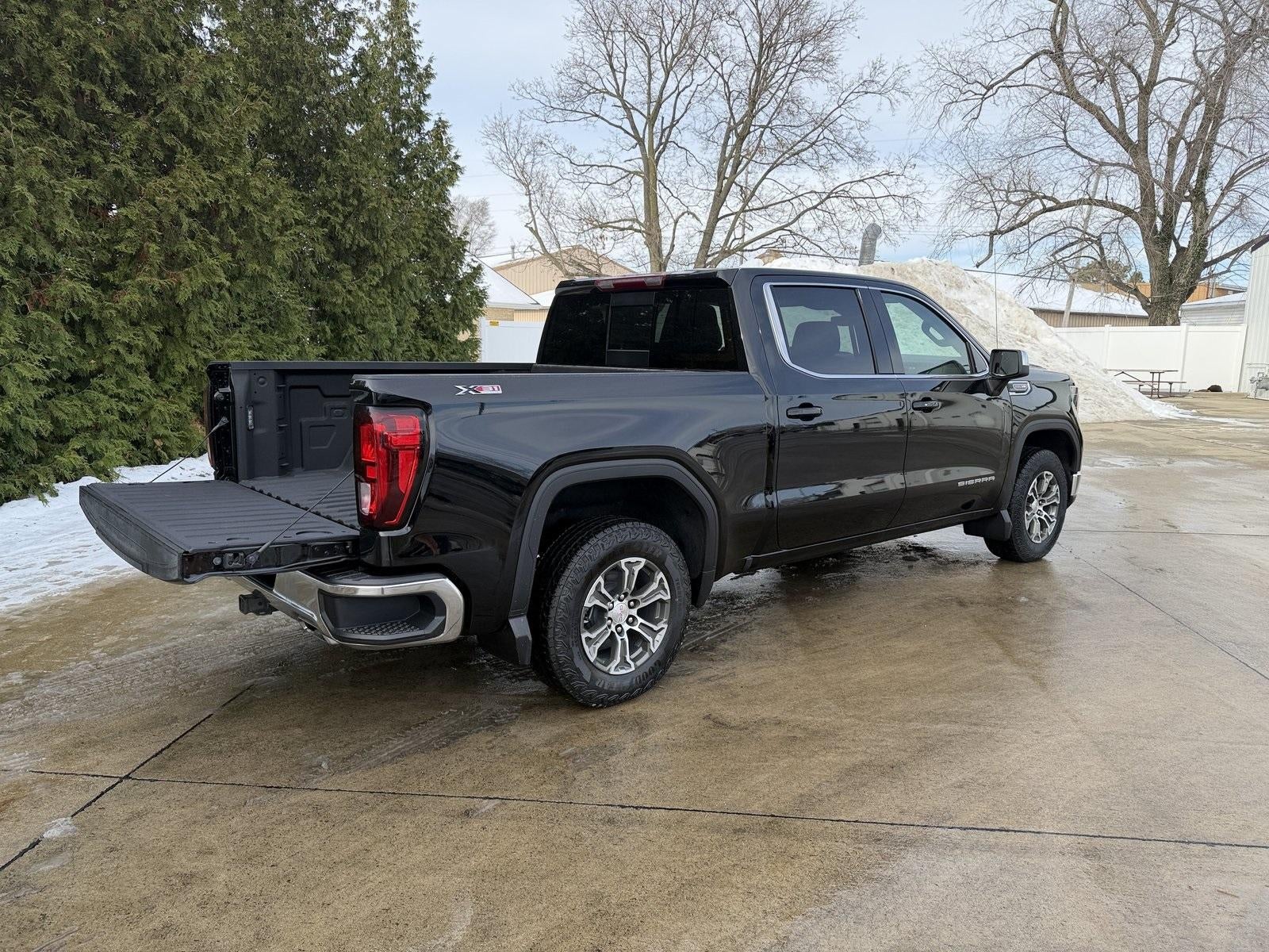 2025 GMC Sierra 1500 SLE