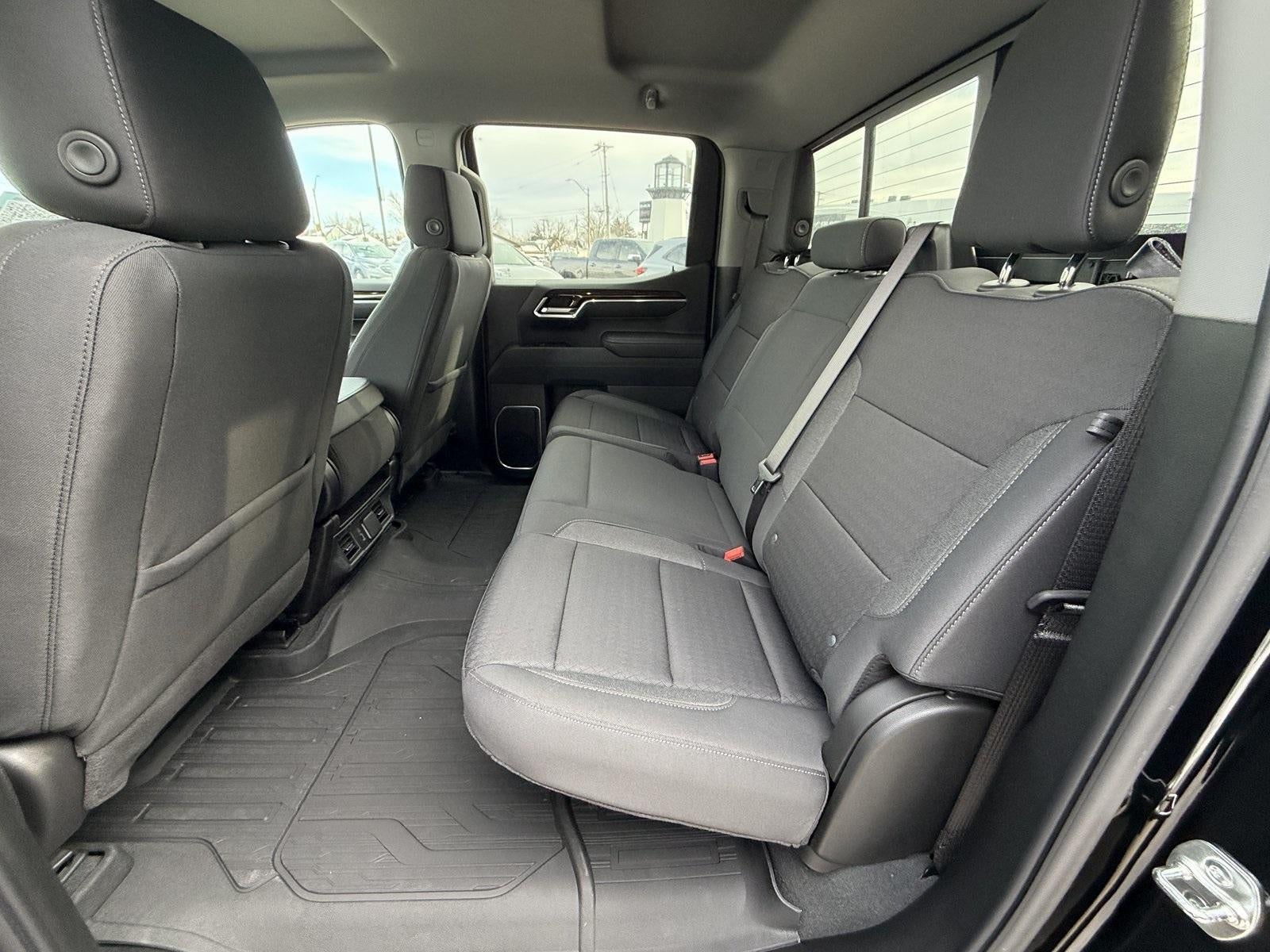 2025 GMC Sierra 1500 SLE