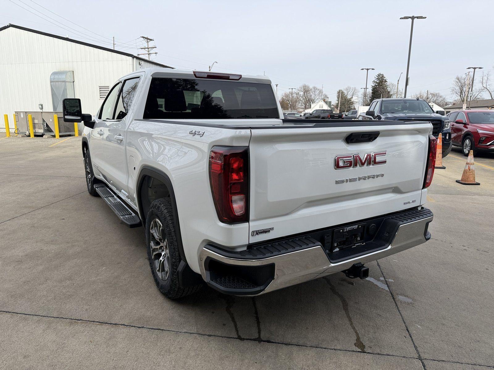 2026 GMC Sierra 1500 SLE