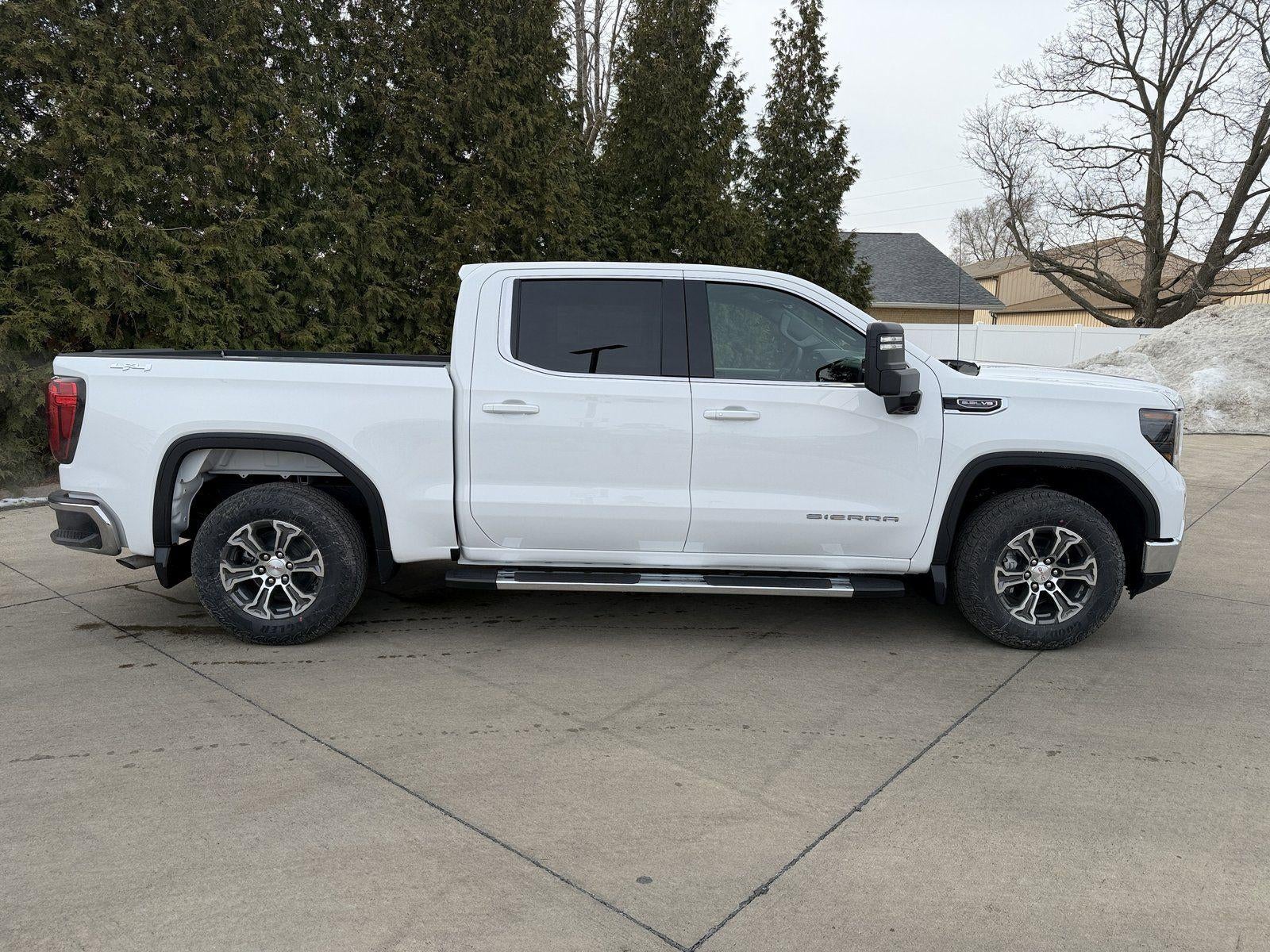 2026 GMC Sierra 1500 SLE