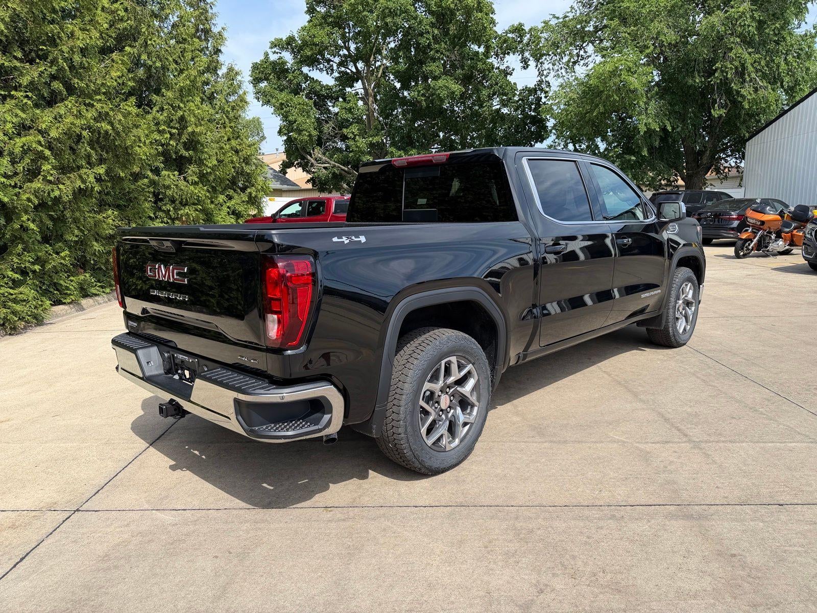 2026 GMC Sierra 1500 SLE