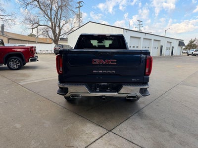 2022 GMC Sierra 1500 SLT
